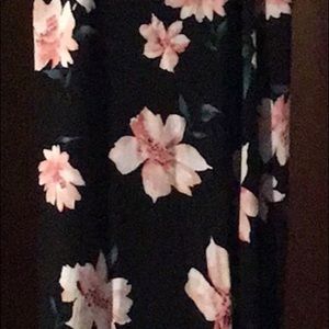 Bobbie Rocco, size M, long maxi skirt w; high slit